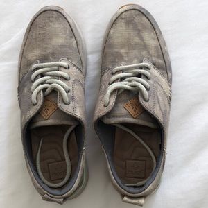 Tie dye reef sneakers - worn once